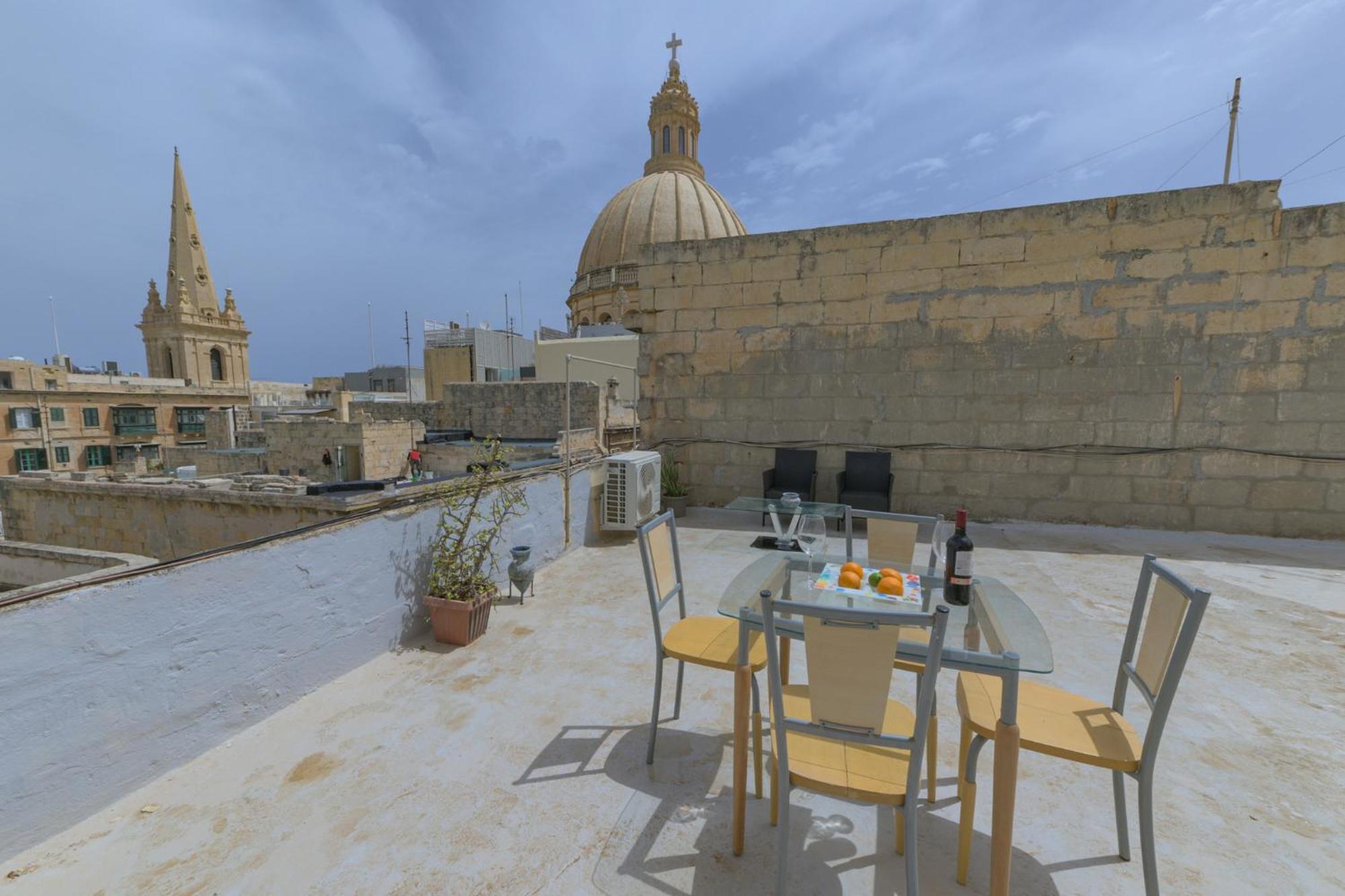Stylish Valletta 2 Bedrooom City Centre Apartment With Terrace 外观 照片